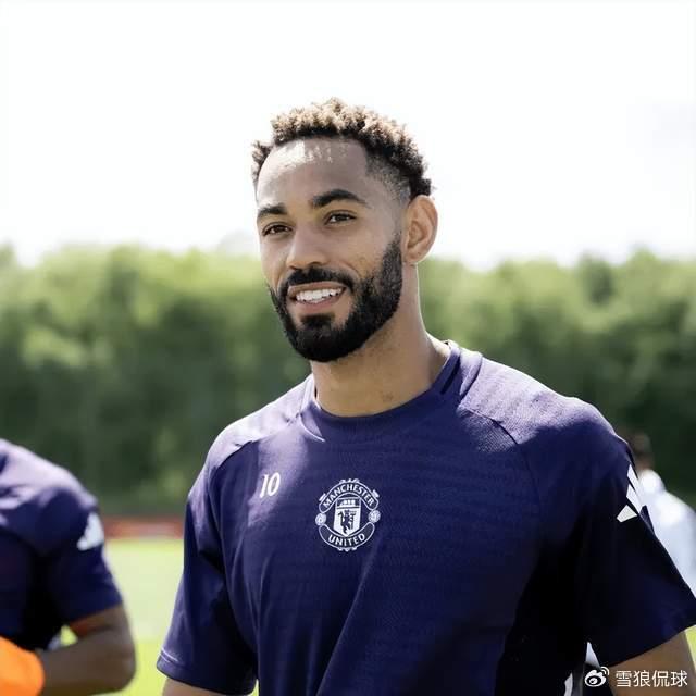 够狠！曼联官宣库尼亚成10号新主人 拉什福德人没走茶已凉