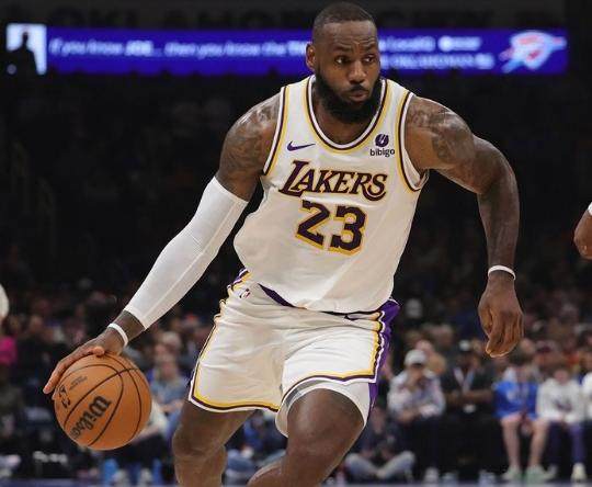 jiuyou入口-湖人危急还得他来救火！39岁老詹独砍40分再创历史